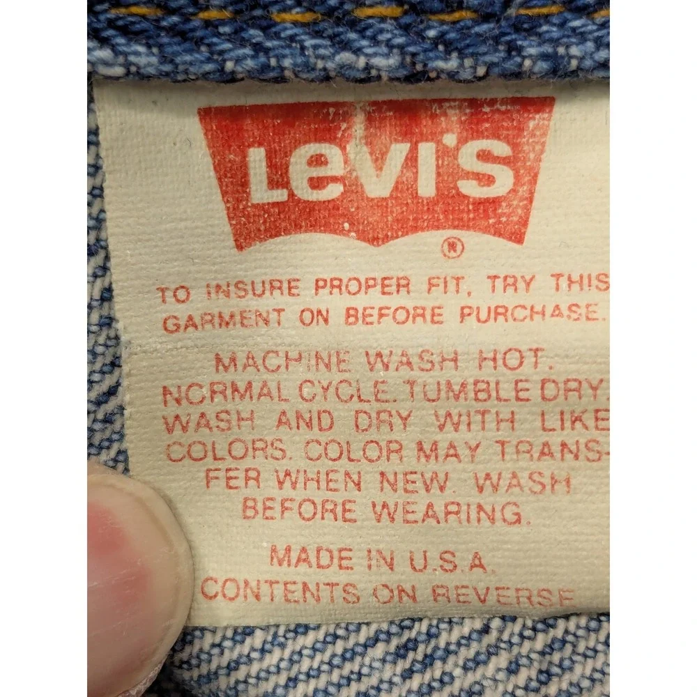 Vtg Levis 70507 4890 Denim Trucker Jacket USA Made Blue XL American Flag Patch - Picture 8 of 16